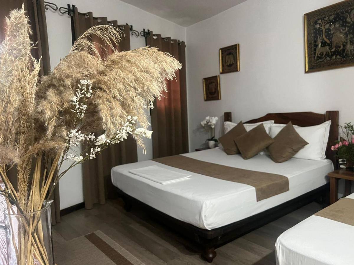 Hotel Omer Berati Exterior foto