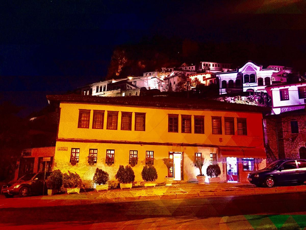 Hotel Omer Berati Exterior foto