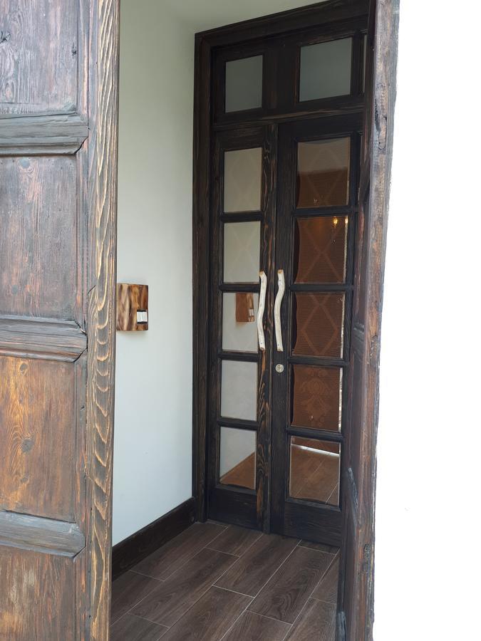 Hotel Omer Berati Exterior foto