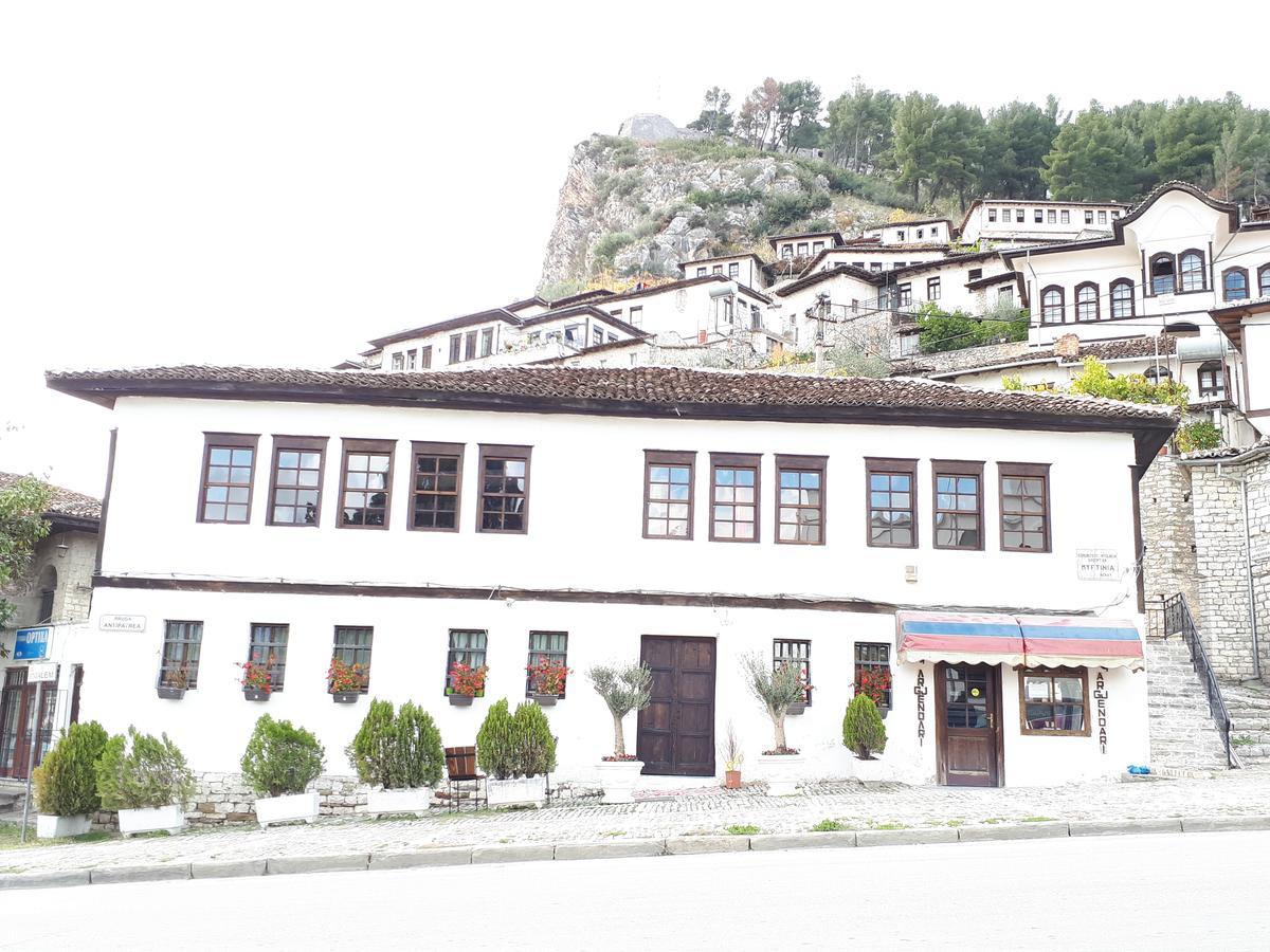 Hotel Omer Berati Exterior foto